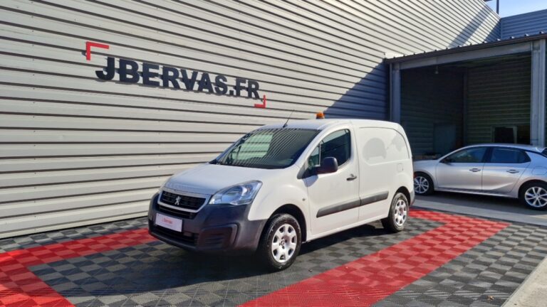 Peugeot Partner E- FOURGON STANDARD PREMIUM AVEC BATTERIE - Image 01 (July 7, 2026)