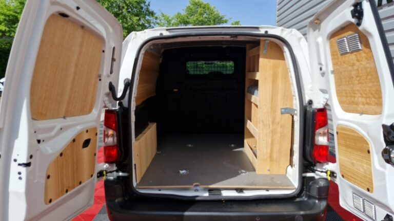 Peugeot Partner FOURGON M 650 KG PURETECH 110 SS BVM6 - Image 11 (July 7, 2026)