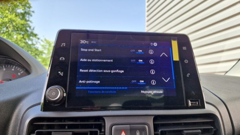 Peugeot Partner FOURGON M 650 KG PURETECH 110 SS BVM6 - Image 17 (July 7, 2026)