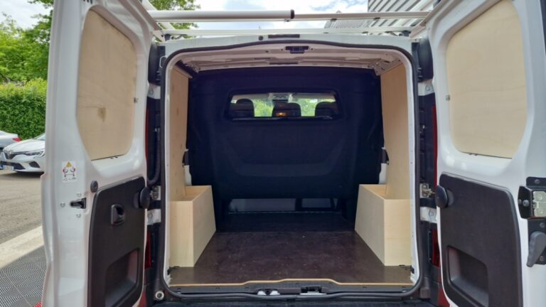 Renault Trafic CABINE APPROFONDIE 3000 kg blue dci 130 confort - Image 10 (July 7, 2026)