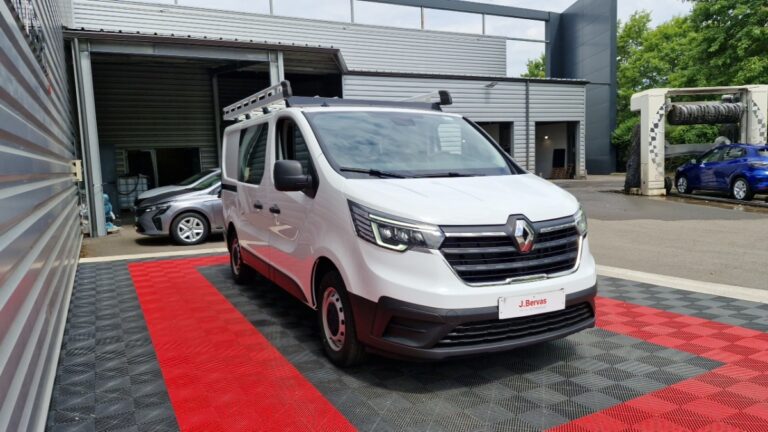 Renault Trafic CABINE APPROFONDIE 3000 kg blue dci 130 confort - Image 02 (July 7, 2026)
