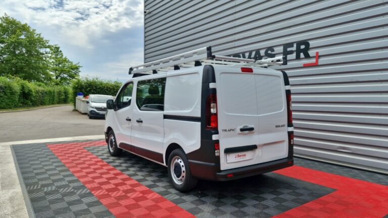 Renault Trafic CABINE APPROFONDIE 3000 kg blue dci 130 confort - Image 04 (July 7, 2026)