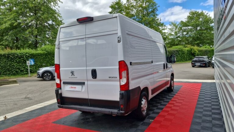 Peugeot Boxer FOURGON TOLE 333 BLUEHDI 140 SS ASPHALT - Image 03 (July 7, 2026)