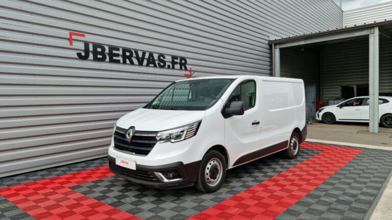 Renault Trafic FOURGON 2800 kg blue dci 110 confort - Image 01 (July 7, 2026)