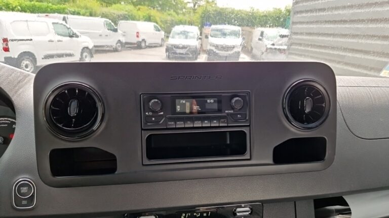Mercedes Sprinter FOURGON eSprinter FG 39 3,5t - Image 15 (July 7, 2026)