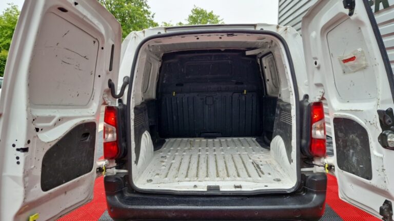 Citroën Berlingo VAN M 1000 BLUEHDI 100 SS BVM5 CLUB - Image 11 (July 7, 2026)