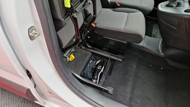 Opel combo cargo Taille M 650kg PureTech 110 PACK BUSINESS CONNECT - Image 11 (July 7, 2026)