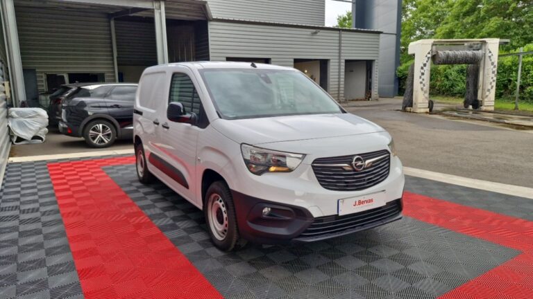 Opel combo cargo Taille M 650kg PureTech 110 PACK BUSINESS CONNECT - Image 03 (July 7, 2026)