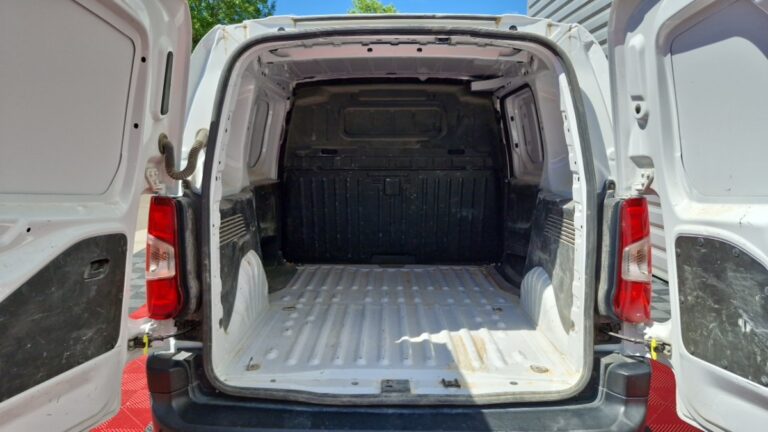 Citroën Berlingo VAN M 650 BLUEHDI 100 SS BVM6 - Image 08 (July 7, 2026)