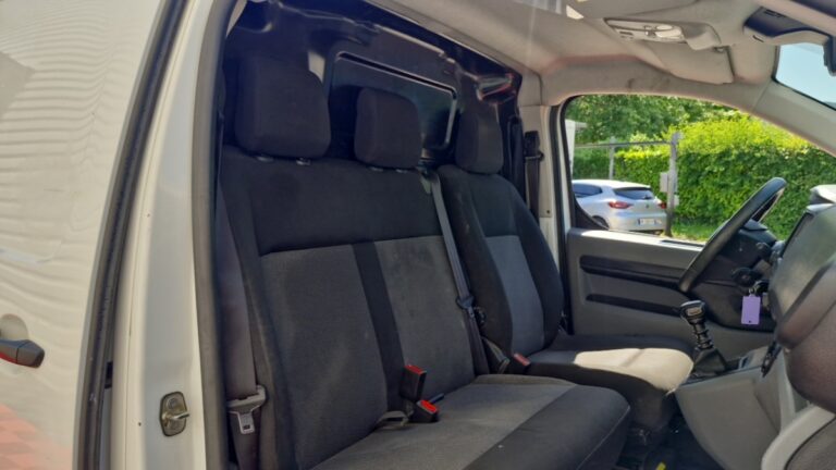 Peugeot Expert FOURGON tole compact 1.5 bluehdi 120 ss bvm6 premium - Image 08 (July 7, 2026)