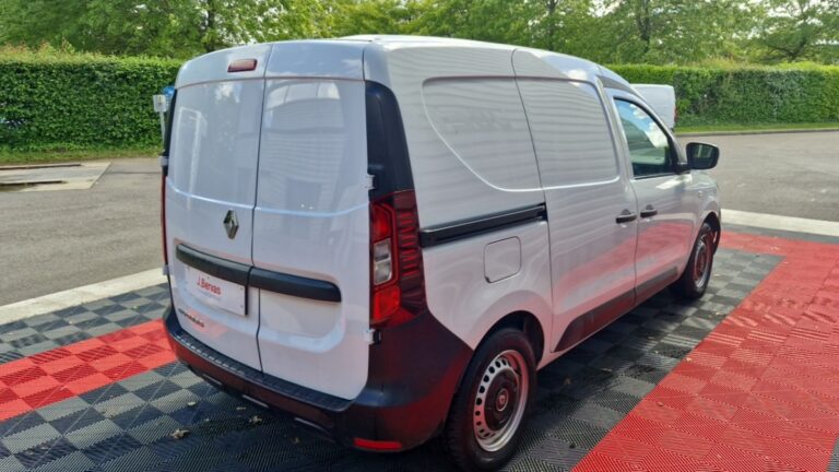 Renault Express Van Confort – Blue dCi 95 - Image 05 (July 7, 2026)