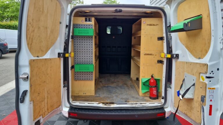 Ford Transit Custom CABINE APPROFONDIE 2.0 Ecoblue 130 Trend Business - Image 13 (July 7, 2026)