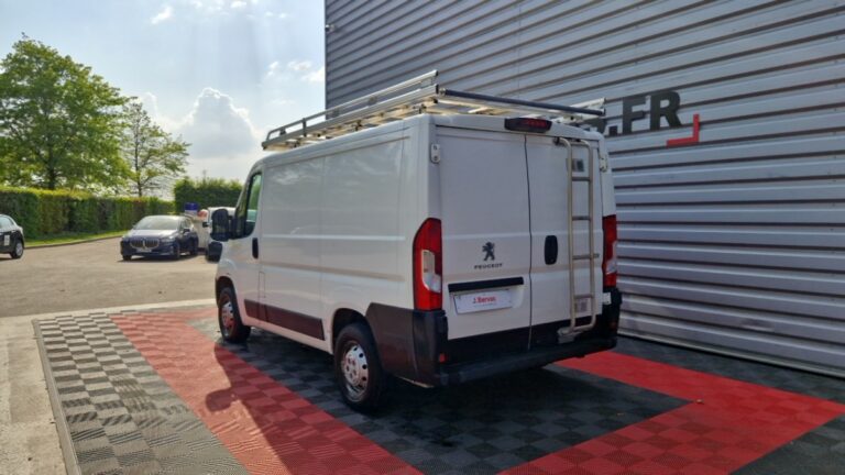 Peugeot Boxer 330 BlueHDi 120 ASPHALT - Image 05 (July 7, 2026)