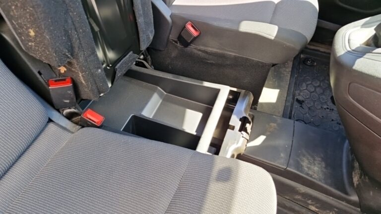 Peugeot Partner FOURGON STANDARD 650 KG PURETECH 110 SS BVM6 PREMIU - Image 10 (July 7, 2026)