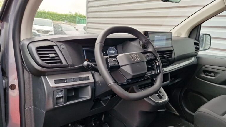 Fiat Scudo CABINE APPROFONDIE XL BlueHDI 180 S&S EAT8 - Image 14 (July 7, 2026)