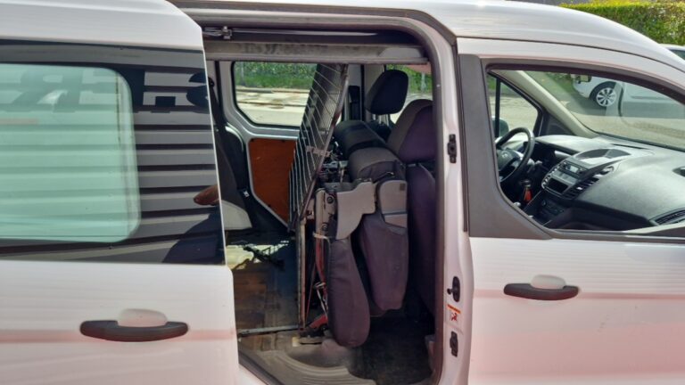 Ford Transit Connect CABINE APPROFONDIE L1 1.5 ecoblue 100 Trend - Image 11 (July 7, 2026)