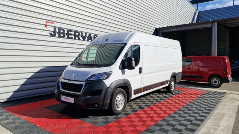 Peugeot Boxer FOURGON TOLE 435 BLUEHDI 140 SS ASPHALT - Image 01 (July 7, 2026)