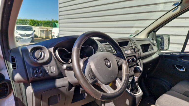 Renault Trafic FOURGON 1000 kg dci 145 energy edc grand confort - Image 12 (July 7, 2026)