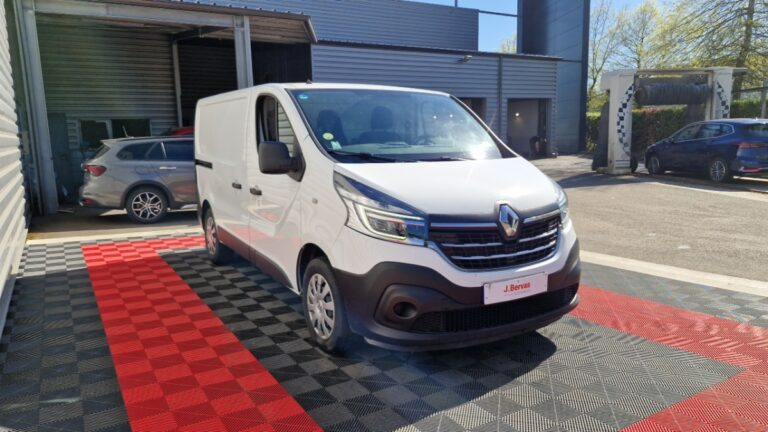 Renault Trafic FOURGON 1000 kg dci 145 energy edc grand confort - Image 03 (July 7, 2026)