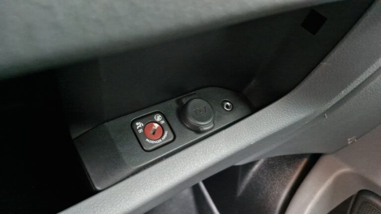 Citroën Jumpy FOURGON m bluehdi 115 ss bvm6 club - Image 18 (July 7, 2026)