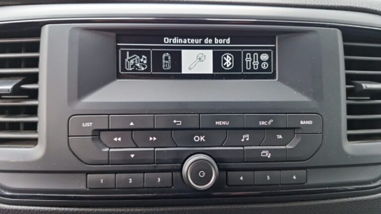 Peugeot Expert FOURGON tole standard 1.5 bluehdi 120 ss bvm6 premium - Image 16 (July 7, 2026)