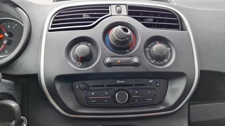 Renault Kangoo Express BLUE DCI 95 EXTRA R-LINK - Image 18 (July 7, 2026)