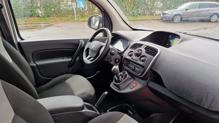 Renault Kangoo Express BLUE DCI 95 EXTRA R-LINK - Image 07 (July 7, 2026)