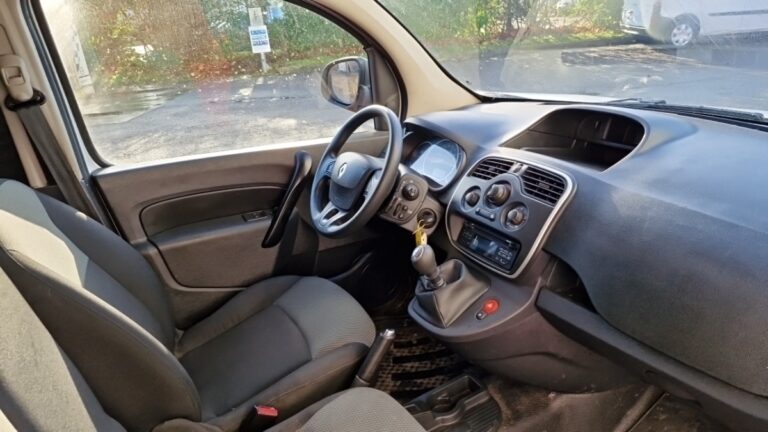 Renault Kangoo Express BLUE DCI 95 GRAND CONFORT - Image 06 (July 7, 2026)