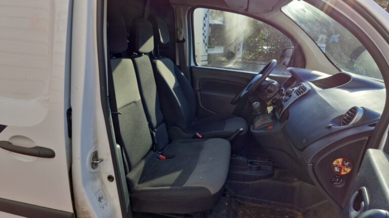 Renault Kangoo Express BLUE DCI 95 GRAND CONFORT - Image 07 (July 7, 2026)
