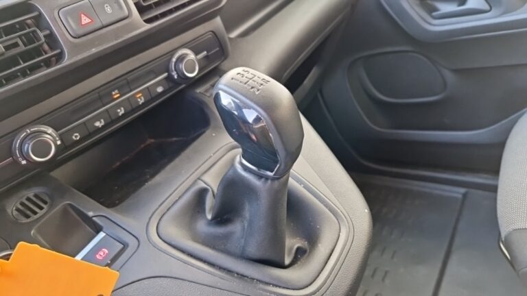 Citroën Berlingo VAN M 650 BLUEHDI 100 SS BVM5 CLUB - Image 13 (July 7, 2026)