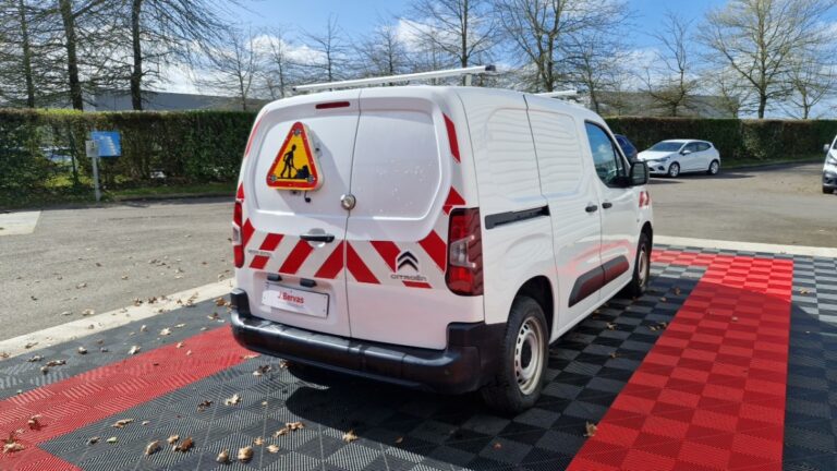 Citroën Berlingo VAN M 650 BLUEHDI 100 SS BVM5 CLUB - Image 04 (July 7, 2026)