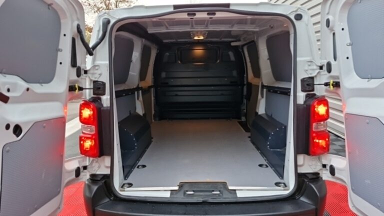 Fiat Scudo FOURGON BLUEHDI 145 XL BVM6 - Image 12 (July 7, 2026)