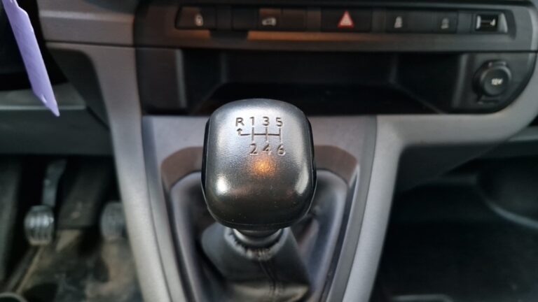 Citroën Jumpy FOURGON xs bluehdi 120 ss bvm6 club 300 nm - Image 14 (July 7, 2026)