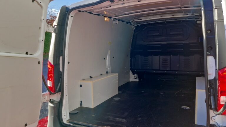 Mercedes Vito FOURGON 114 CDI LONG BVA RWD FIRST - Image 13 (July 7, 2026)