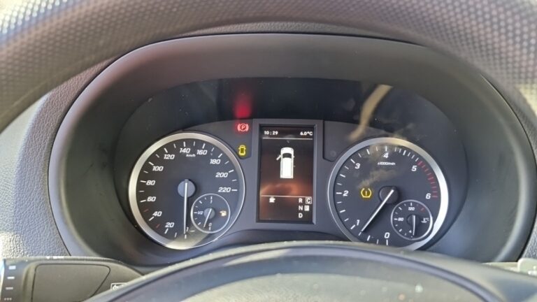 Mercedes Vito FOURGON 114 CDI LONG BVA RWD FIRST - Image 15 (July 7, 2026)