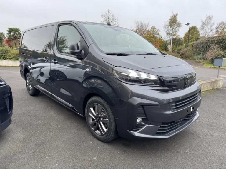 Peugeot Expert III CABINE APPROFONDIE FIXE XL 2.2 BLUEHDI 180 S&S EAT8 ASPHALT - Image 04 (July 7, 2026)
