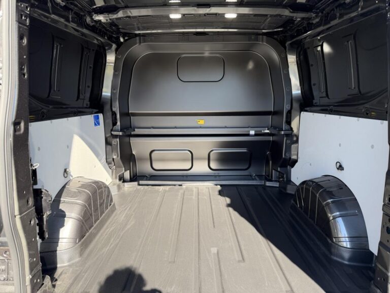 Ford Transit Custom II (2) CABINE APPROFONDIE 320 2.0 ECOBLUE 170 BVA8 SPORT - Image 15 (July 7, 2026)