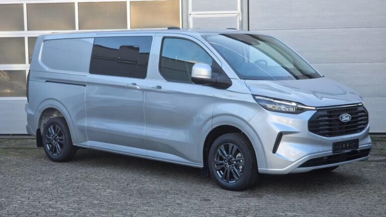Ford Transit Custom II (2) CABINE APPROFONDIE 320 L2 2.0 ECOBLUE 170 BVA8 LIMITED - Image 02 (July 7, 2026)