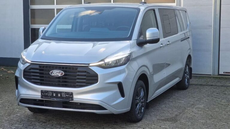 Ford Transit Custom II (2) CABINE APPROFONDIE 320 L2 2.0 ECOBLUE 170 BVA8 LIMITED - Image 04 (July 7, 2026)