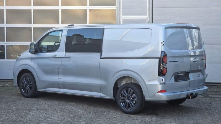 Ford Transit Custom II (2) CABINE APPROFONDIE 320 L2 2.0 ECOBLUE 170 BVA8 LIMITED - Image 05 (July 7, 2026)
