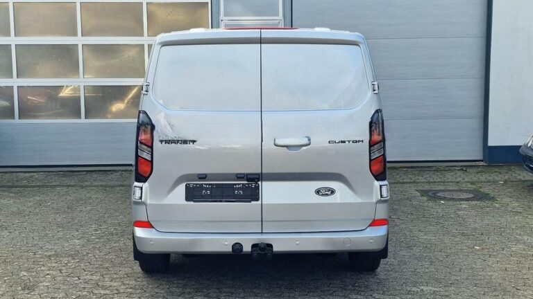 Ford Transit Custom II (2) CABINE APPROFONDIE 320 L2 2.0 ECOBLUE 170 BVA8 LIMITED - Image 07 (July 7, 2026)