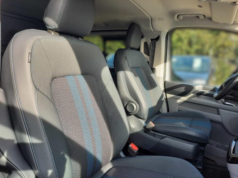 Ford Transit Custom II (2) CABINE APPROFONDIE 320 2.0 ECOBLUE 170 BVA8 SPORT - Image 12 (July 7, 2026)