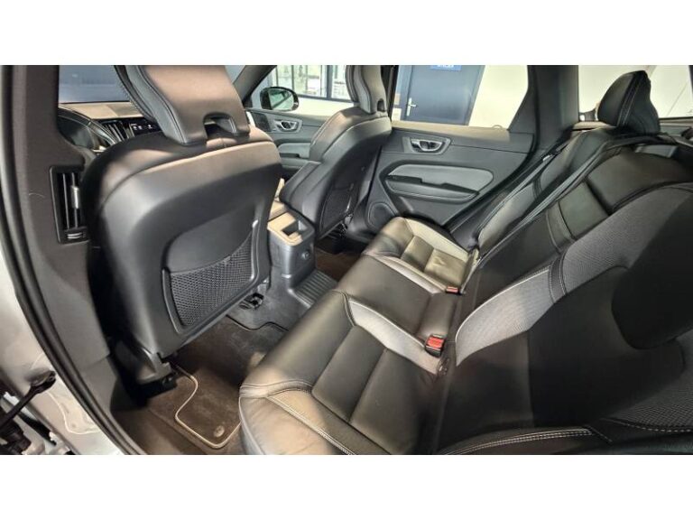 Volvo XC60 T8 Recharge AWD 303 ch + 87 Geartronic 8 R-Design - Image 16 (July 7, 2026)