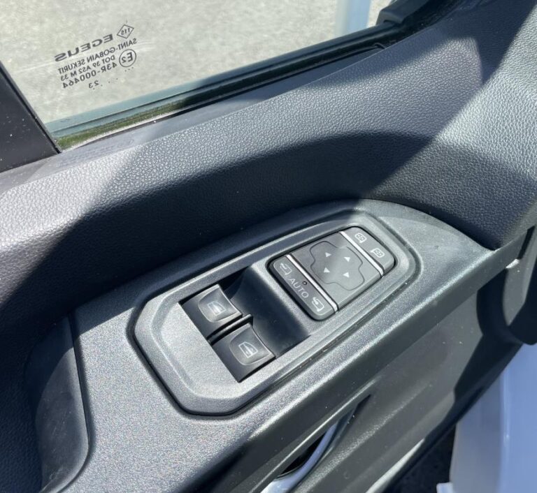 Renault Trafic III GRAND CONFORT 3000 KG 2.0 BLUE DCI 130 - Image 16 (July 7, 2026)