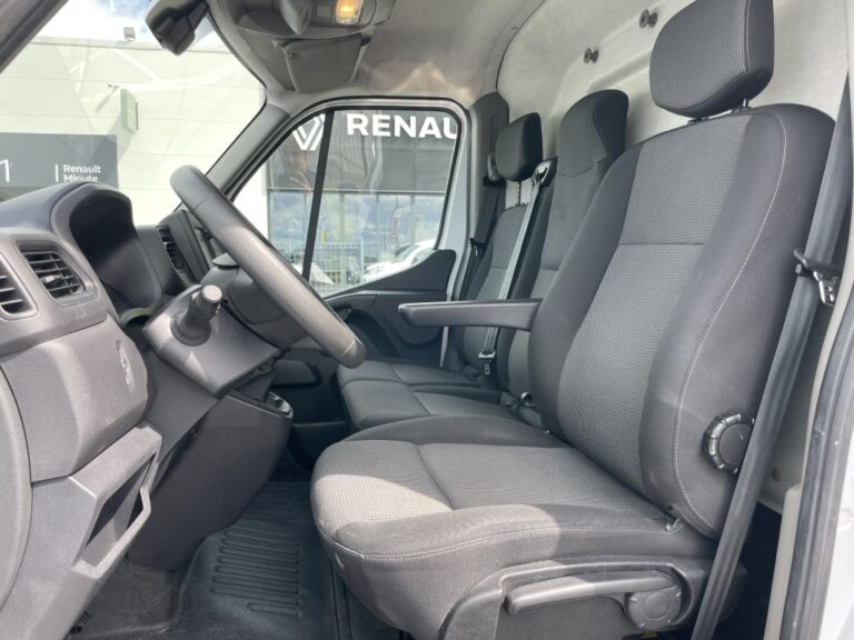 Renault Master III TRAC F3300 DCI 135 GRAND CONFORT - Image 12 (July 7, 2026)