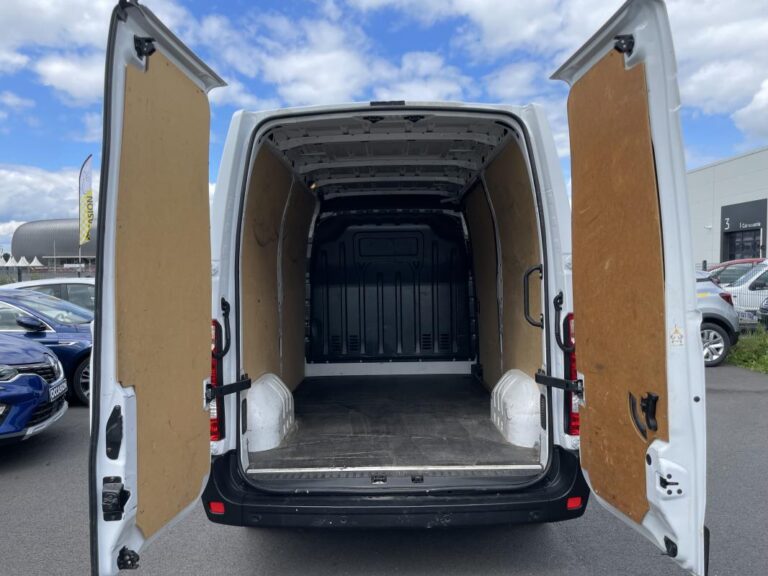 Renault Master III TRAC F3300 DCI 135 GRAND CONFORT - Image 07 (July 7, 2026)