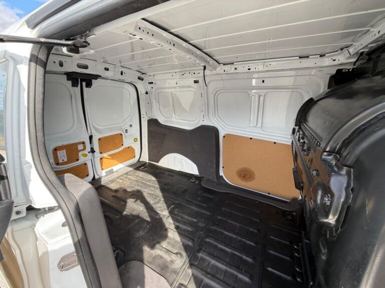 Ford Transit Connect 1.5 TDCI 120 CH BVA TVA RECUP GARANTIE 6 MOIS / REPRISE POSSIBLE - Image 15 (July 7, 2026)