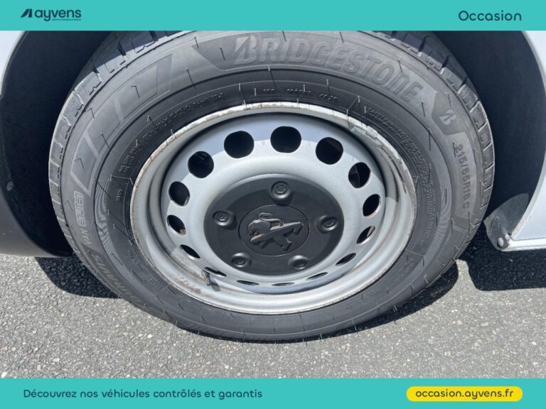 Peugeot Expert Fg Standard 2.0 BlueHDi 145ch S&S Asphalt - Image 02 (July 7, 2026)