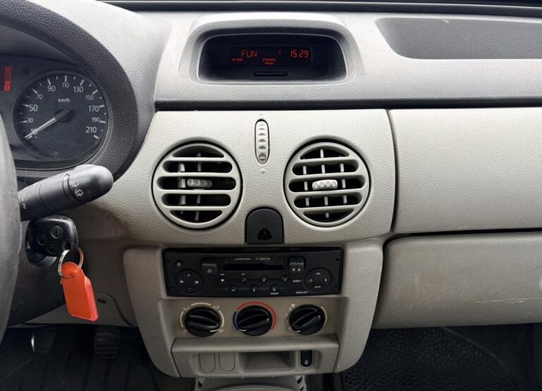 Renault Kangoo Express Fourgon Phase 2 1.5 dCi 65cv - Image 10 (July 7, 2026)