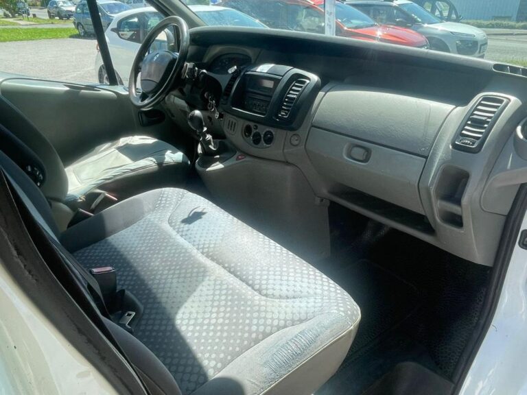 Renault Trafic 2.0 dCi 90ch – Garantie 6 mois Reprise possible - Image 11 (July 7, 2026)